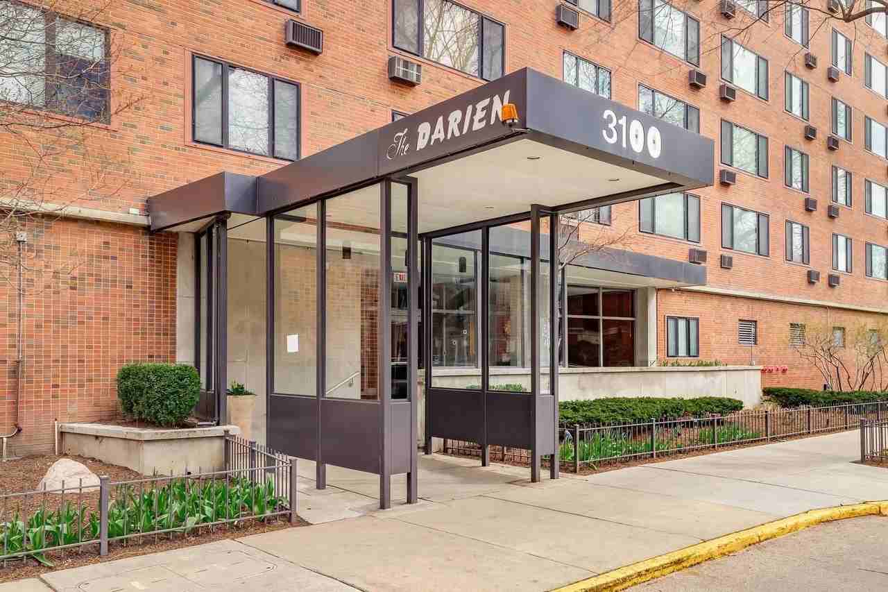 3100 N Lake Shore Dr #1906 - Photo 2 of 21