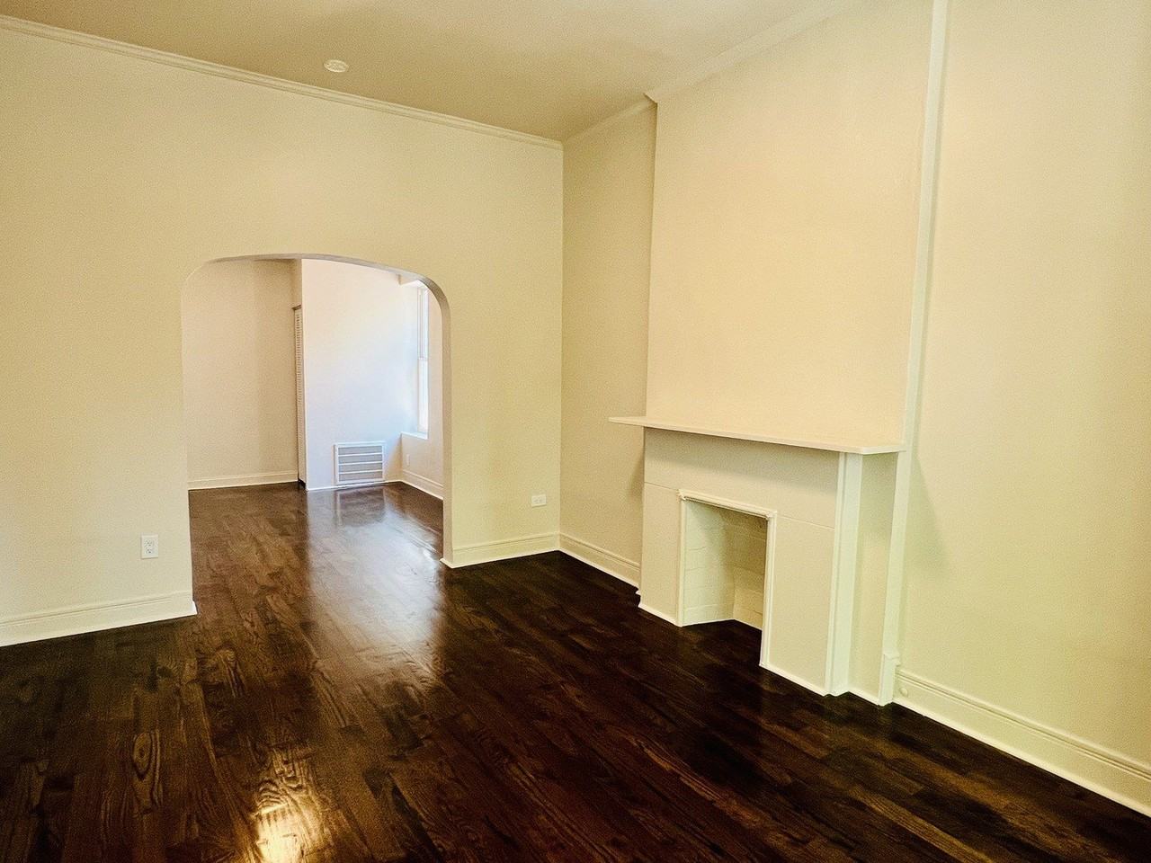 2234 W Cullerton St #2F - Photo 3 of 9
