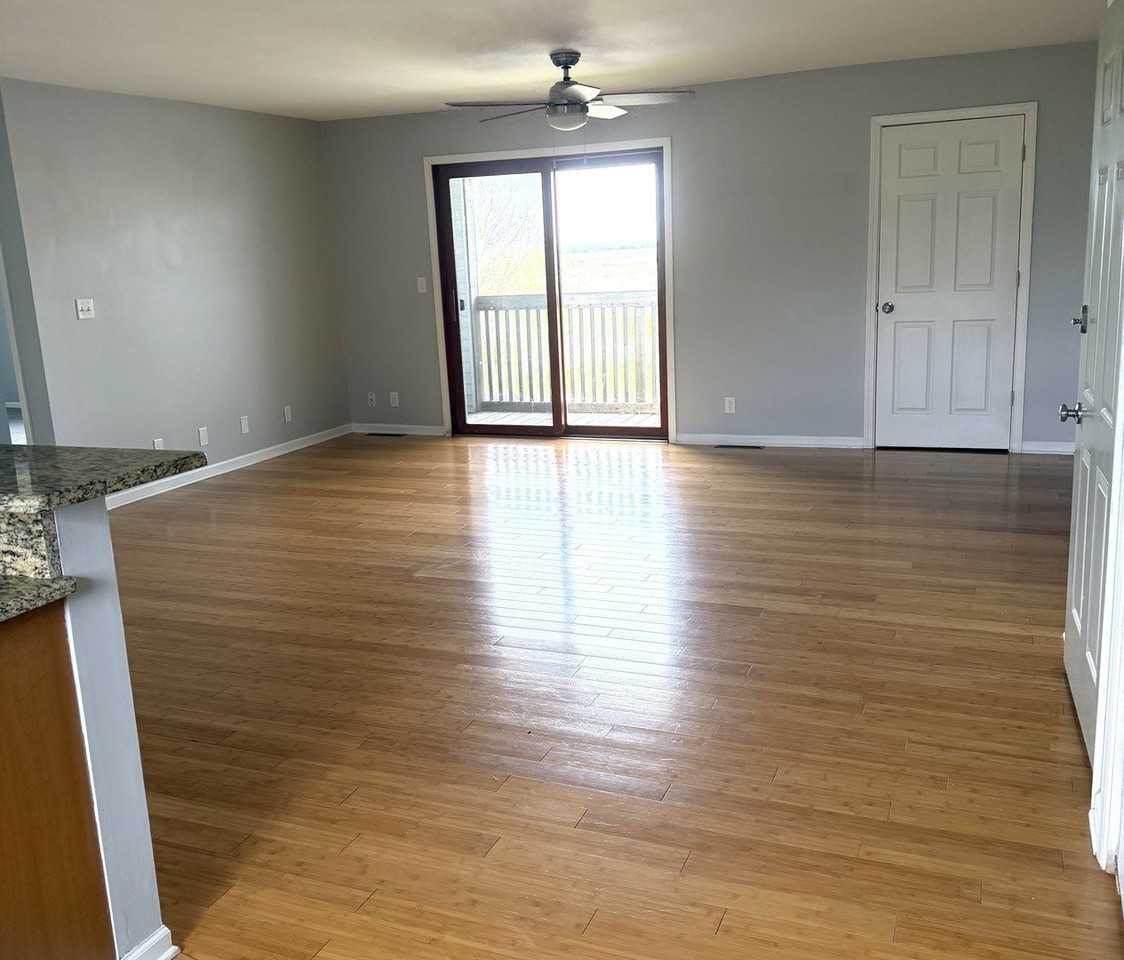 3149 E 24th Rd #4 - Photo 4 of 7