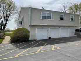 195 Thomas Ct #D - Photo 1 of 1