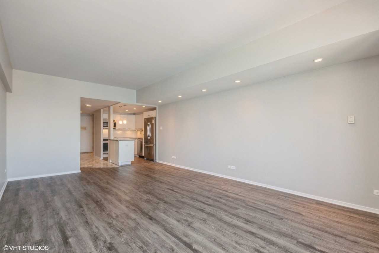 175 E Delaware Pl #5308 - Photo 7 of 16
