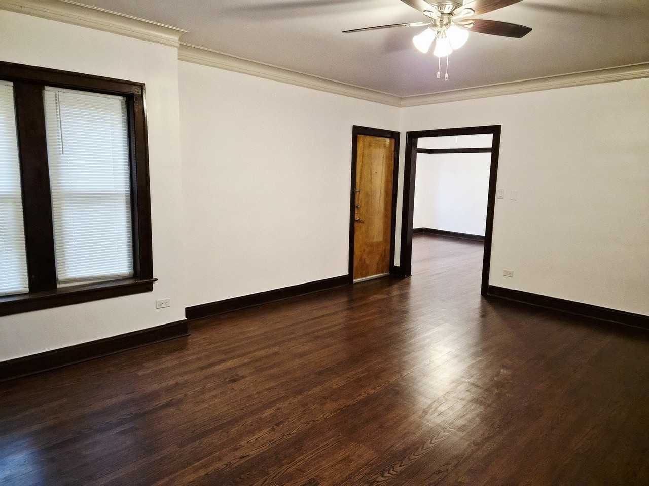 7826 S Bennett Ave #2 - Photo 4 of 20