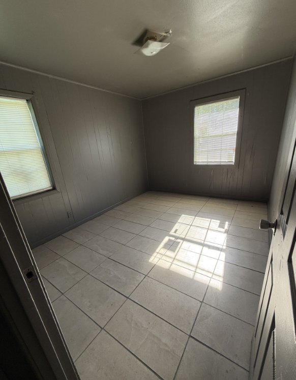 3086 Beasley Dr #1 - Photo 5 of 10