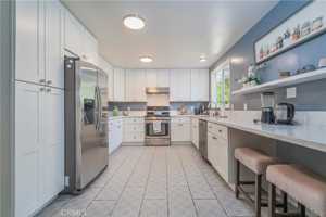 featured image of 114 E Dexter St