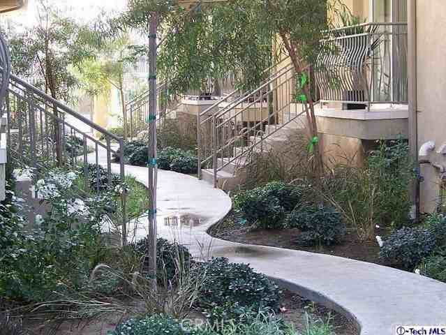 6615 Sepulveda Blvd #202 - Photo 2 of 3