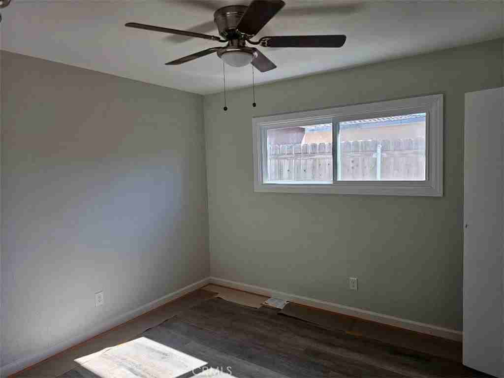 3008 Corona Ave - Photo 5 of 18