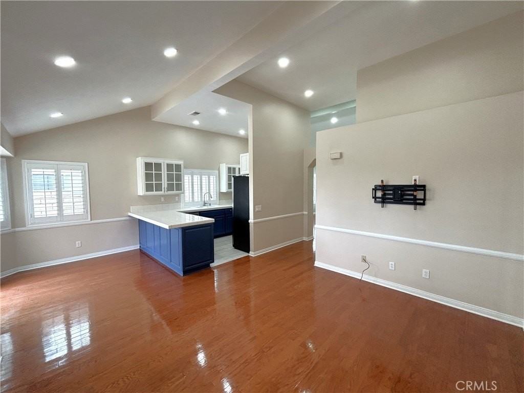 3130 Oakcrest Dr - Photo 5 of 28