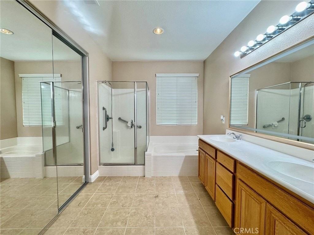 6076 Brookside Way - Photo 5 of 20
