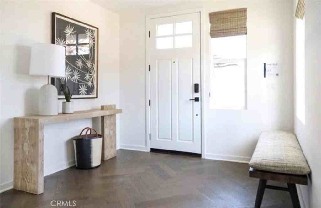 1197 Winslow Ln - Photo 2 of 21