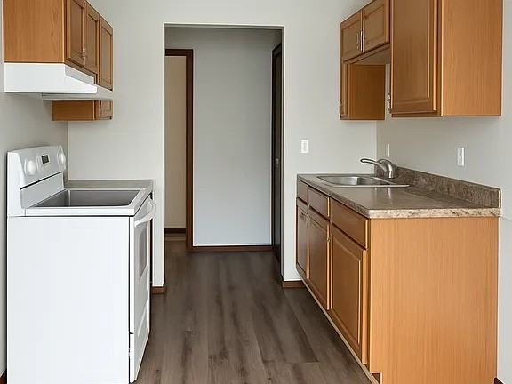 3923 Lookout Pl #9 - Photo 3 of 13
