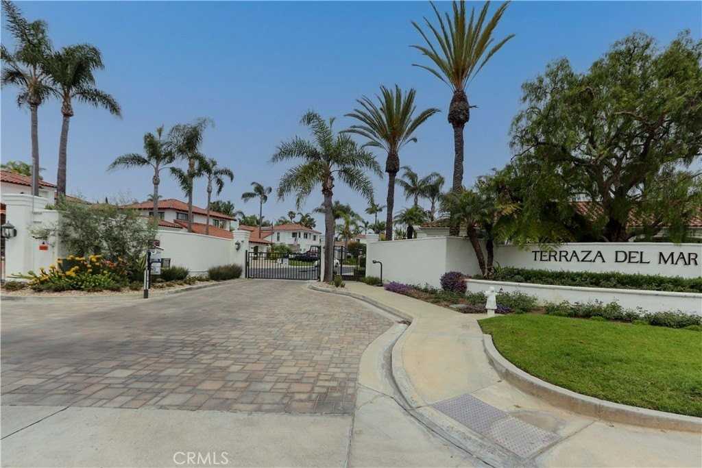 11 Terraza Del Mar - Photo 3 of 45