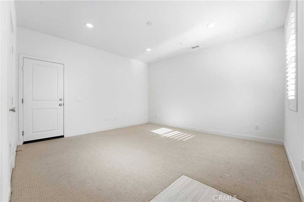 1637 W Lincoln Ave Unit 103 - Photo 3 of 14