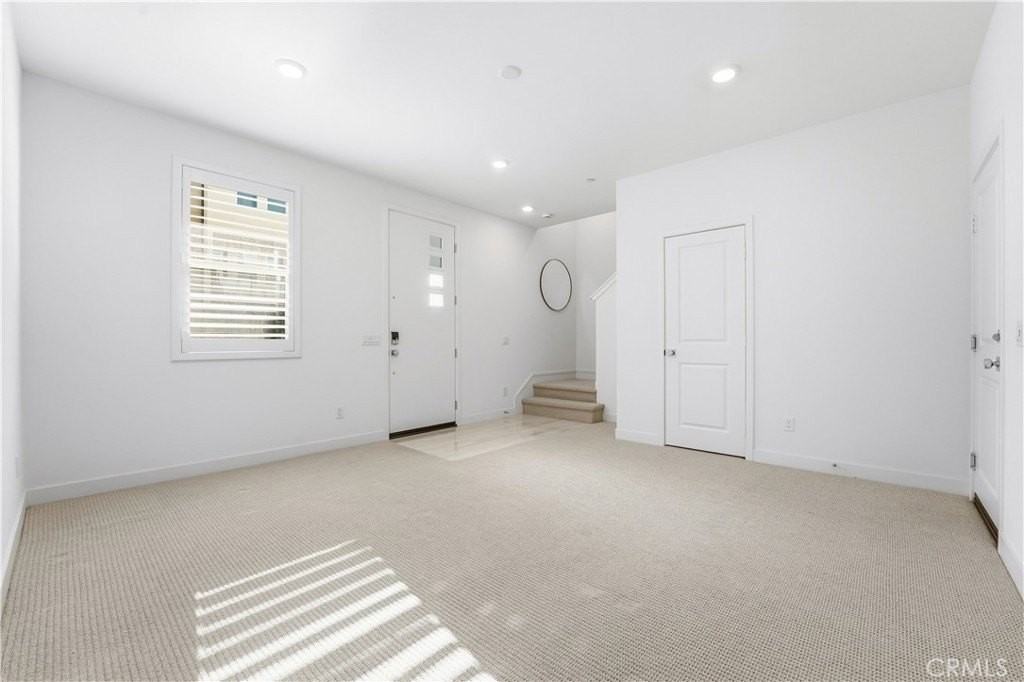 1637 W Lincoln Ave Unit 103 - Photo 6 of 14