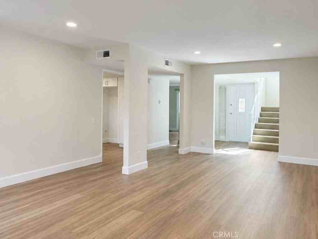 24612 Zena Ct - Photo 4 of 20