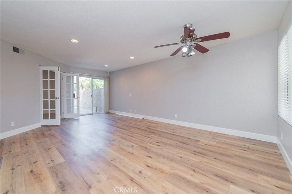 21114 Cobalt - Photo 4 of 24