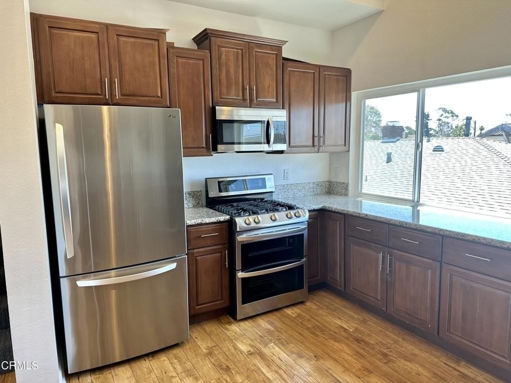 2117 9th Ave - Photo 5 of 26