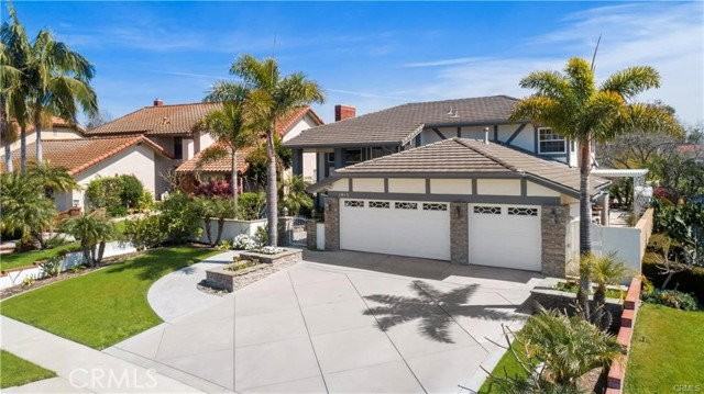 1812 Island Dr - Photo 3 of 8