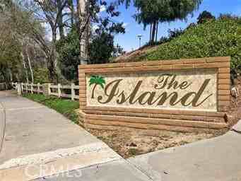 1812 Island Dr - Photo 4 of 8