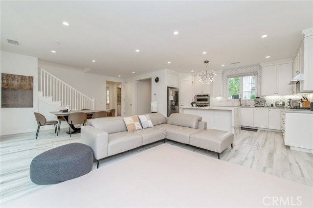 114 Toretta - Photo 2 of 8