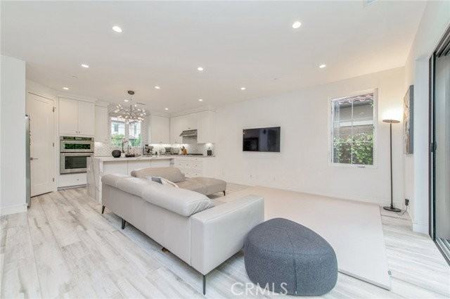 114 Toretta - Photo 3 of 8