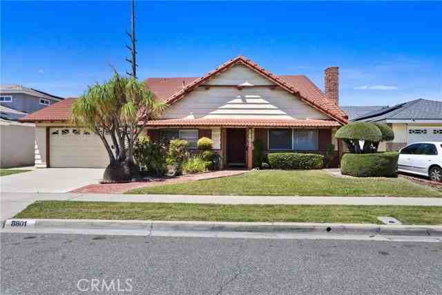 8801 Monterey Cir - Photo 3 of 8