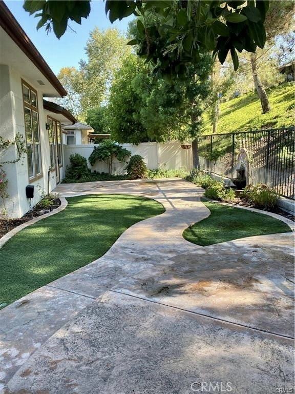 28 Bogey Ln - Photo 5 of 8