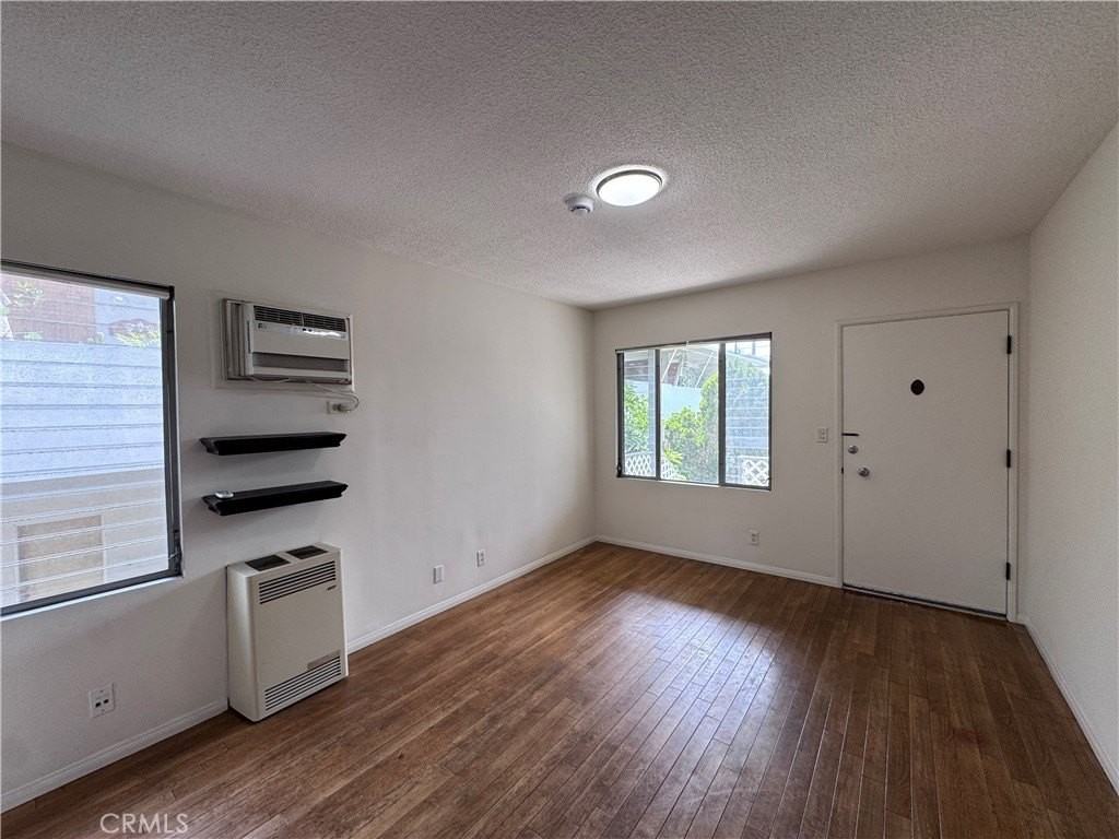 4581 Finley Ave #10 - Photo 3 of 8