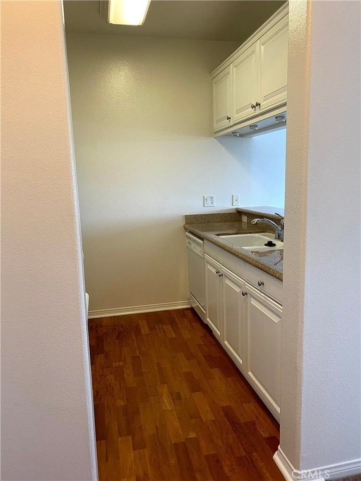3120 Sepulveda Blvd - Photo 6 of 14