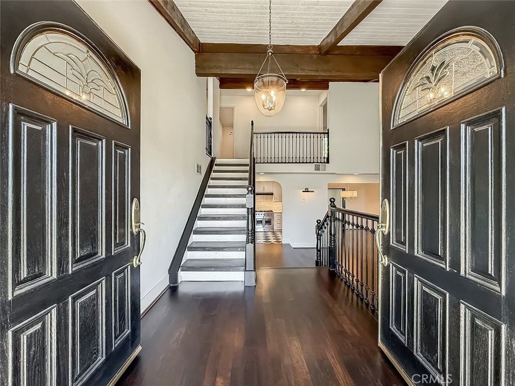 3301 Blue Ridge Ct - Photo 6 of 50