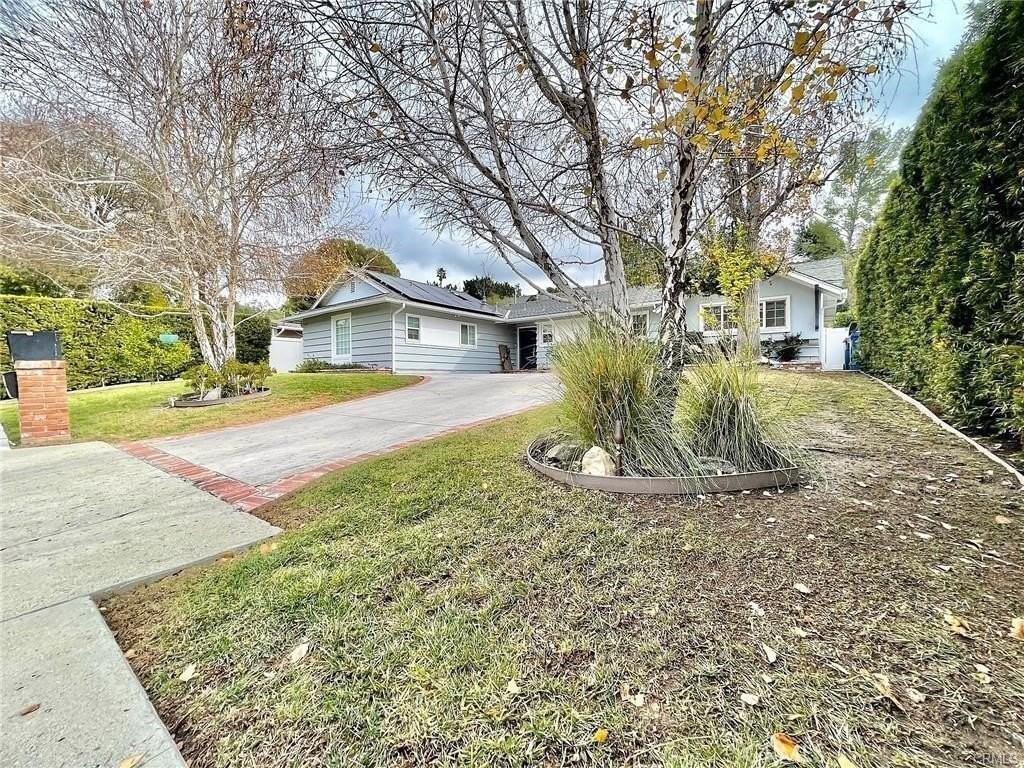 7138 Kilty Ave - Photo 2 of 20