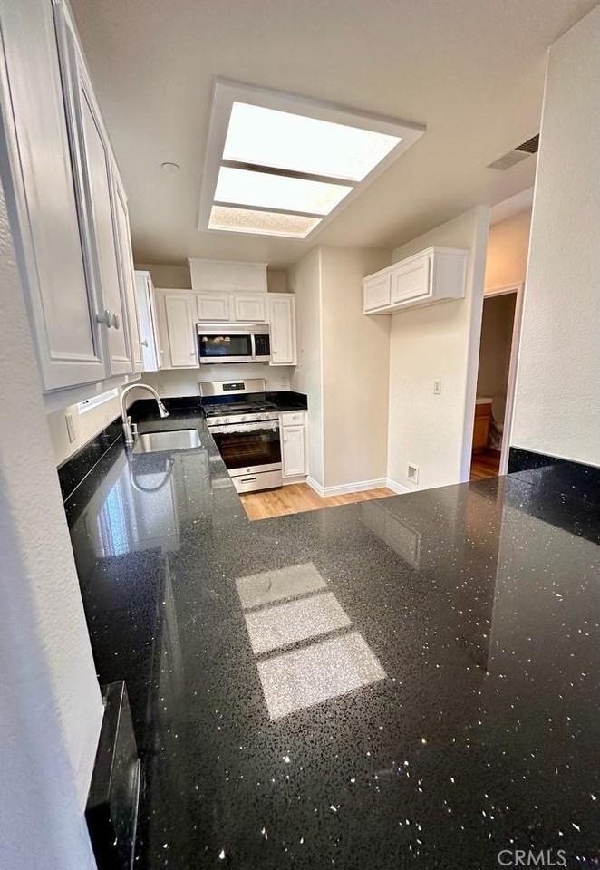 9315 Burnet Ave #113 - Photo 5 of 30