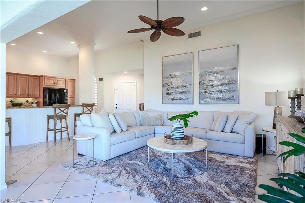 613 Beachwalk Cir #J204 - Photo 3 of 40