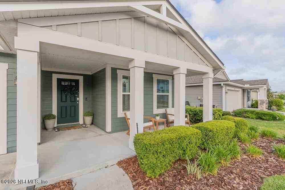 13849 Harlowton Ave - Photo 3 of 50
