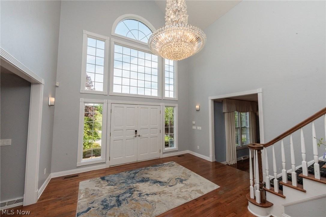 30 Cableknoll Ln - Photo 4 of 48