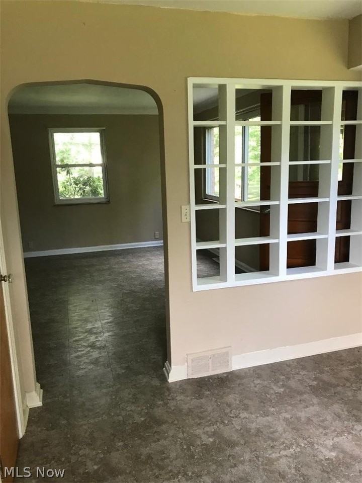 8404 Avery Rd - Photo 3 of 10