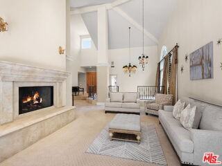 19234 Mayall St - Photo 7 of 8