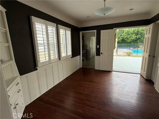 527 S Orchard Dr - Photo 7 of 8