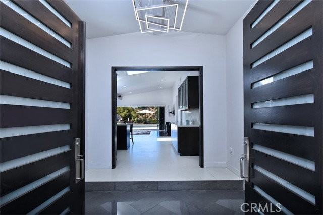 4347 Coronet Dr - Photo 4 of 8