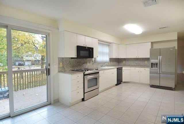 56 Demott St - Photo 3 of 14