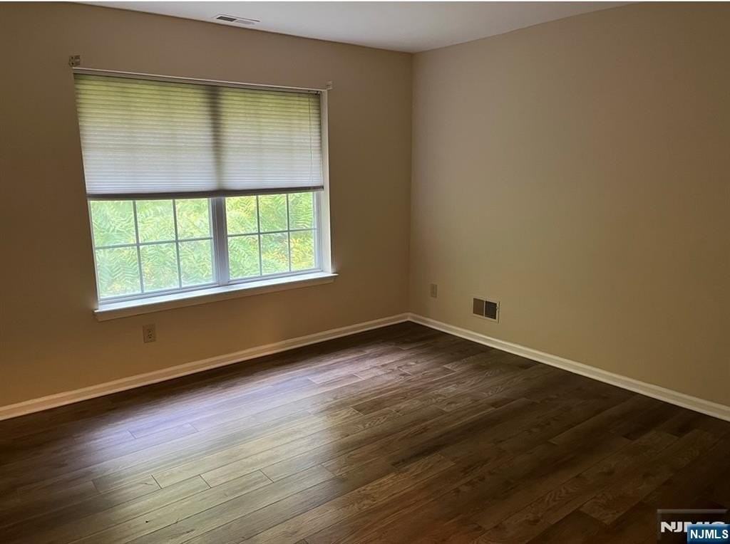 6-3 Vernon Ct - Photo 6 of 7