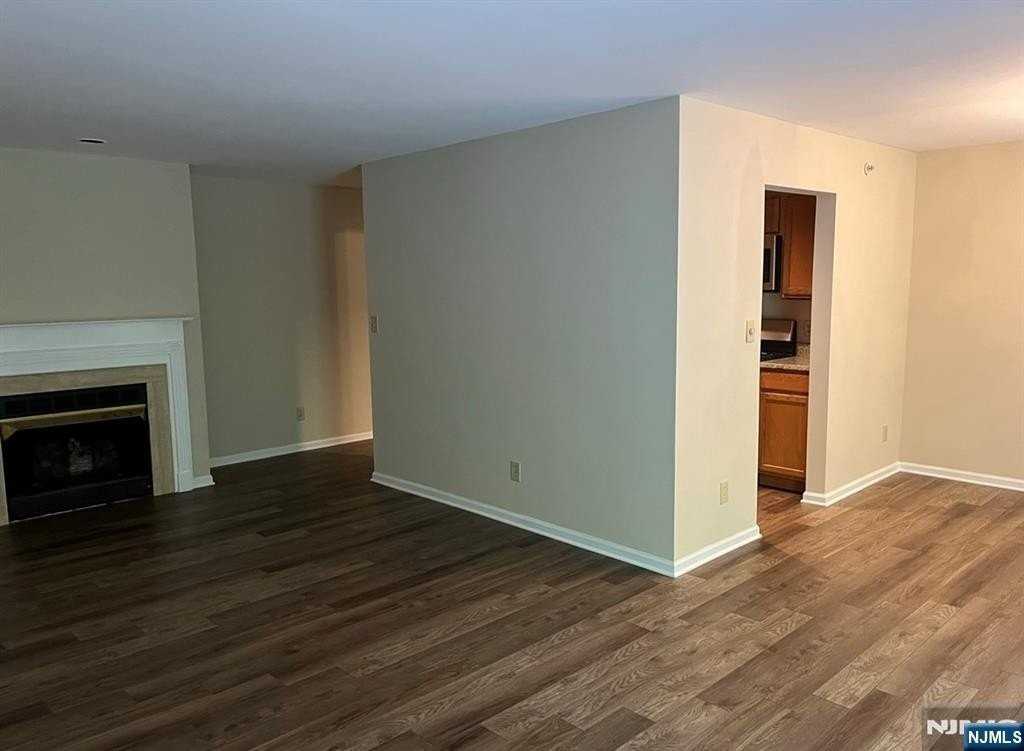 6-3 Vernon Ct - Photo 7 of 7
