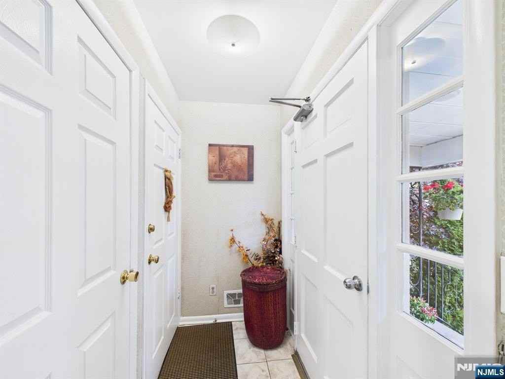 114 Ackerman Ave - Photo 2 of 23