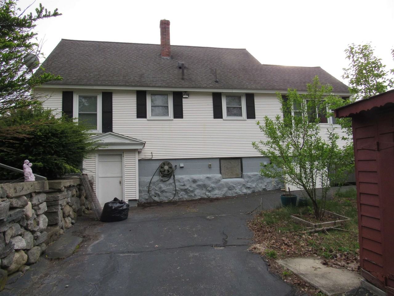 21 Barbara St - Photo 4 of 13