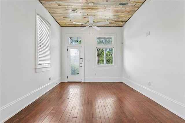 3417 Iberville St - Photo 4 of 22