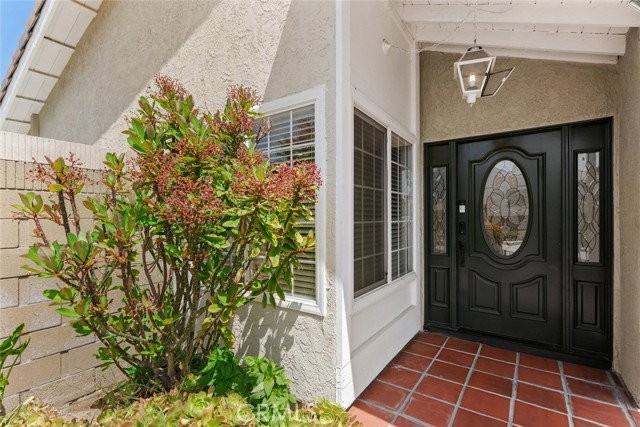 7881 Sun Valley Way - Photo 3 of 8