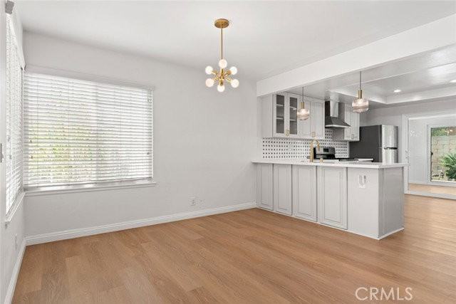 7881 Sun Valley Way - Photo 6 of 8