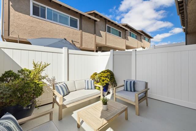 1140 Manhattan Beach Blvd #D - Photo 3 of 8