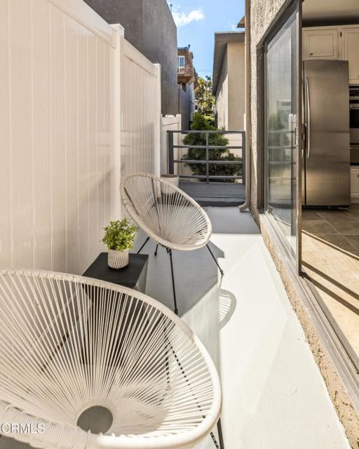 1140 Manhattan Beach Blvd #D - Photo 7 of 8