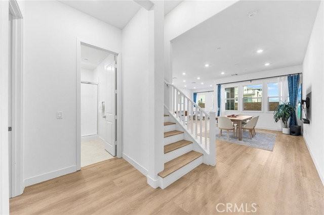 885 Poppy Ct - Photo 5 of 8