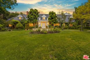 821 N Whittier Dr - Photo 1 of 1
